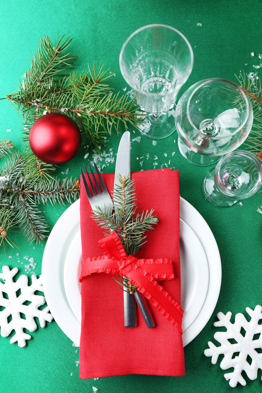 DIY Candy Cane Christmas place setting
